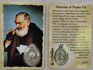 ESTAMPA PADRE PIO CON MEDALLA VML1/PPIO
