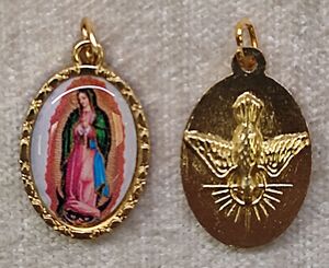 MEDALLA VIRGEN DE GUADALUPE METAL DORADA 22 MM. 