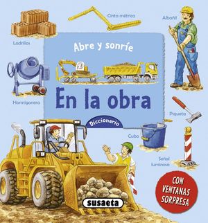 ABRE Y SONRIE EN LA OBRA
