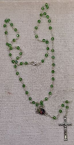 ROSARIO CRISTAL ROMBO TALLADO 4 MM VERDE 03013408