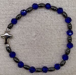 PULSERA CRISTAL AZUL 6MM CON EMATITE Y CRUZ 13043449