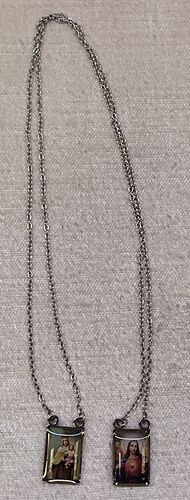 ESCAPULARIO ACERO RECTANGULAR 1,9X1,3CM