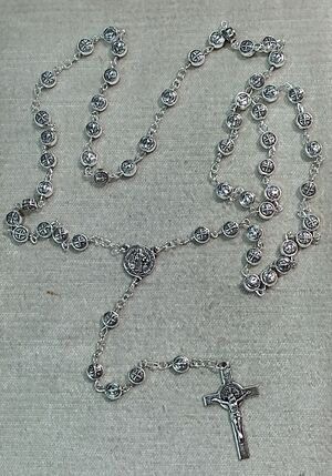 ROSARIO METAL SAN BENITO 6 MM MARÍA Y CRUZ SAN BENITO