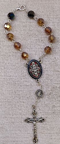 DECENA CRISTAL TALLADO SAN BENITO 8MM MULTICOLOR CON REFLEJOS MOSQUETÓN