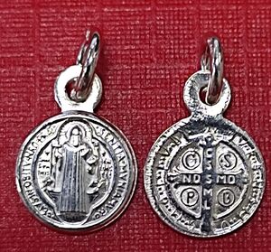MEDALLA PLATA SAN BENITO (LENTEJA) CLP-18L