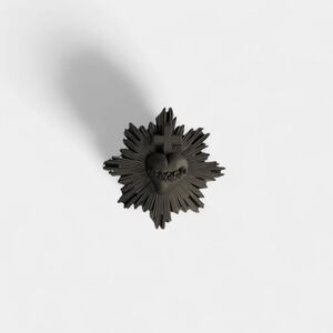 BROCHE SAGRADO CORAZÓN METAL ESMALTADO NEGRO