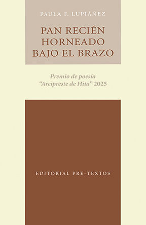 PAN RECIÉN HORNEADO BAJO EL BRAZO